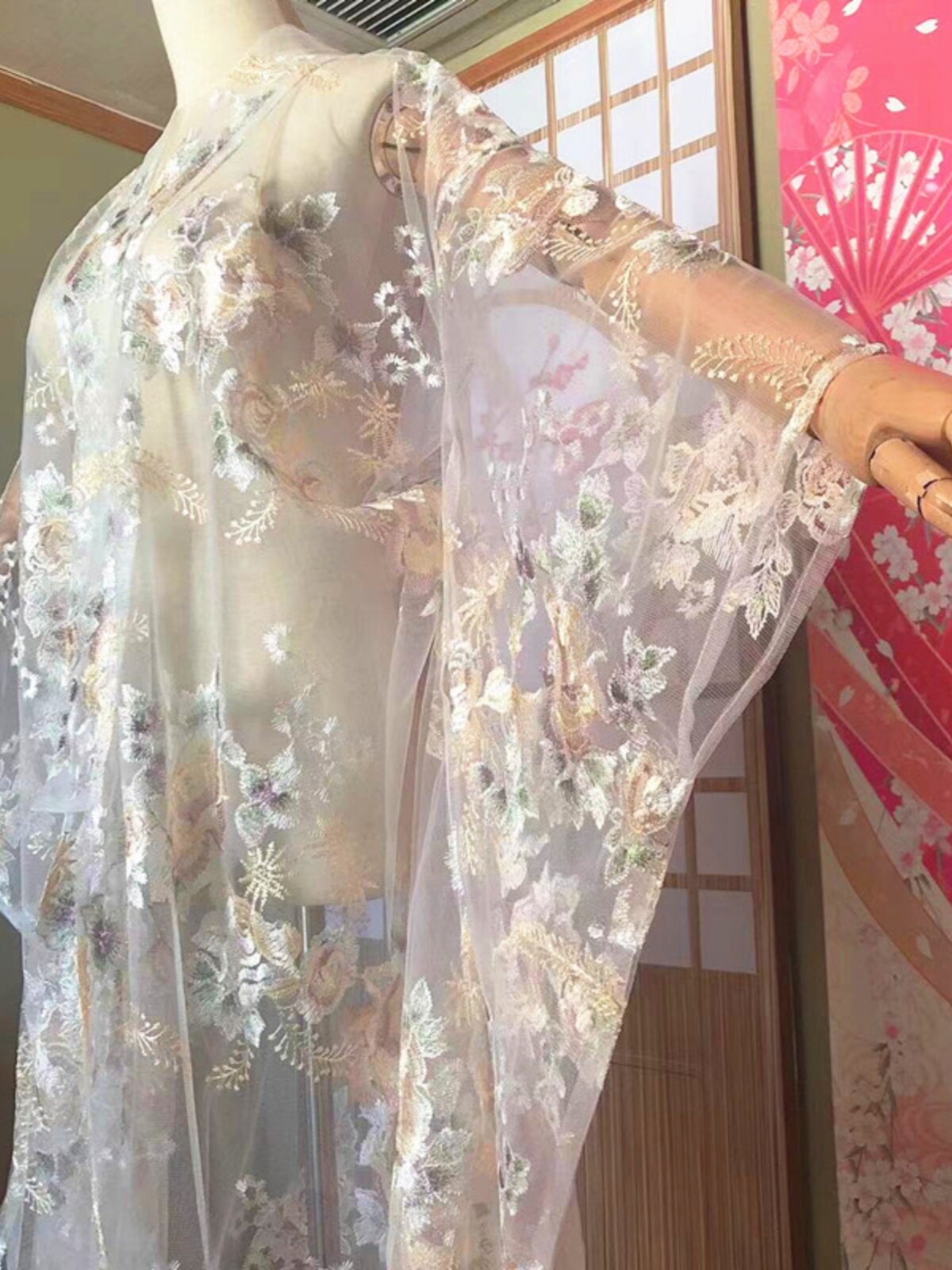 일본풍 시스루 자수 기모노, 긴 트레일이 달린 로브,  - Kimono Sheer Floral 리뷰 및 가격
